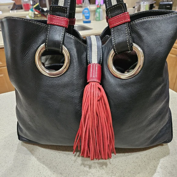 BARBACANE HANDBAG, Black Leather Designer Handbag, LARGE handbag, Venezuela - Picture 7 of 7